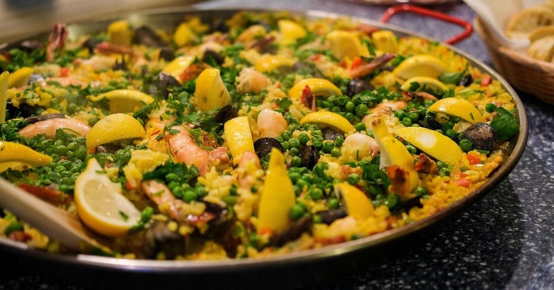 La vraie recette de paella espagnole authentique aux fruits de mer