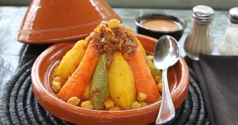 Comment faire un couscous marocain traditionnel comme à Marrakech